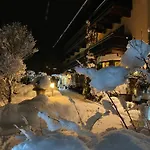 Hotel Edelweiss 3*