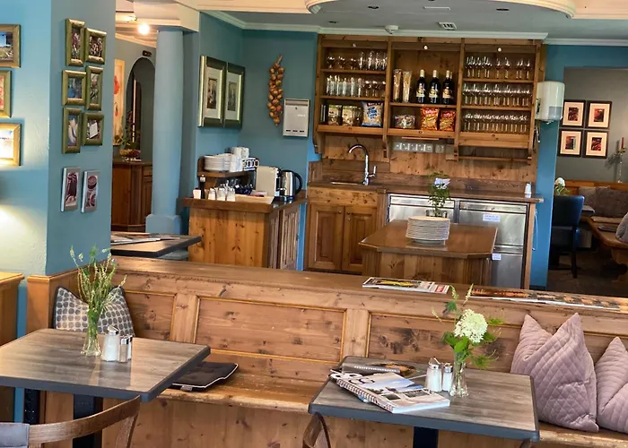 Edelweiss מלון 3*